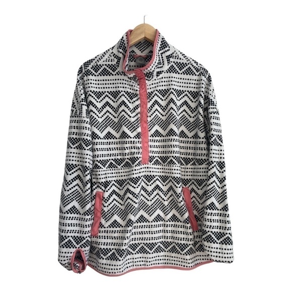 Vintage Black and White Aztec Fleece - Picture 1 of 12